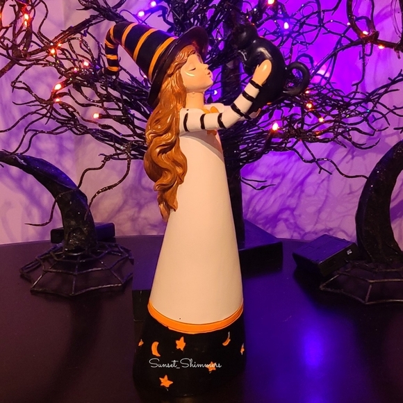 13" Halloween Witch With Mama Black Cat & Baby Kitten Figurine Statue Decor New - Picture 6 of 11